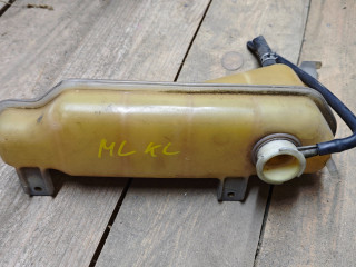 бачок расширительный Mazda Millenia 1 поколение [рестайлинг] 2000