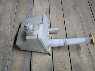 бачок омывателя Mazda Tribute 1 поколение 2004