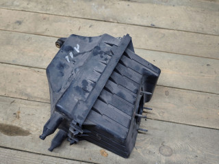 корпус воздушного фильтра Mazda Tribute 1 поколение 2003, 2.0 л., бензин