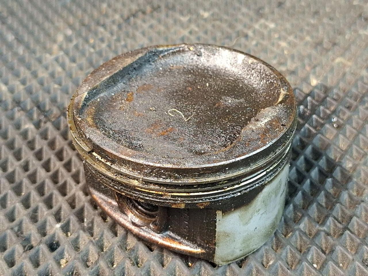 поршень Toyota Camry 7 поколение XV40 2007, 2.4 л., бензин - фото №1