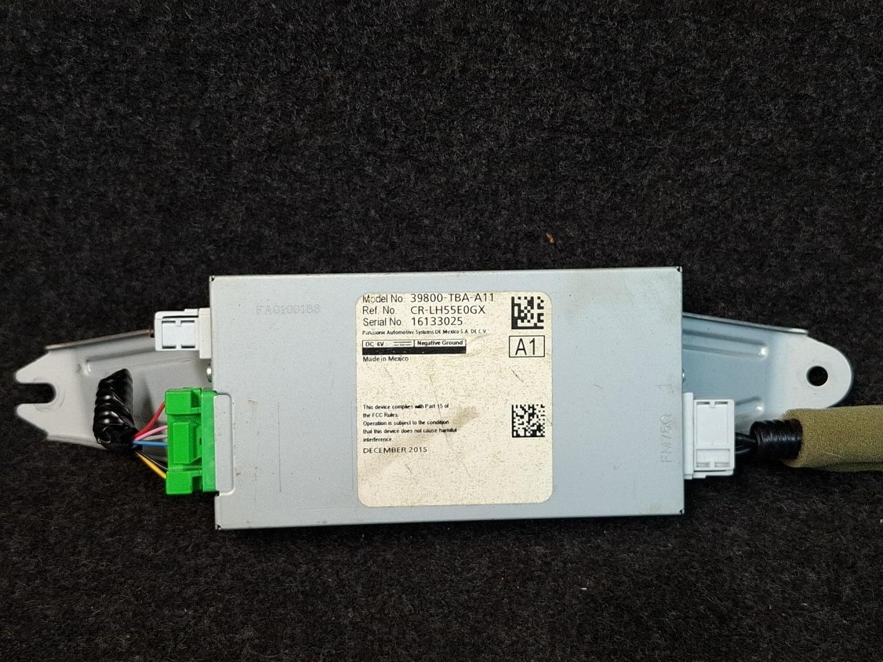 блок радио Honda Civic 10 поколение 2017, 2.0 л., K20C2, бензин, АКПП, седан, передний привод, 39800-TBA-A11, CR-LH55E0GX - фото №1