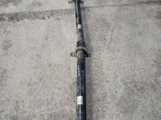 карданный вал Mercedes-Benz Sprinter 2 поколение (W906) 2007, 2.1 л., OM 646.701, дизель, МКПП, красный