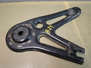 Кронштейн балки Chevrolet Blazer 3 поколение 2019, 3.6 л., бензин, АКПП, белый, полный привод, 22932720