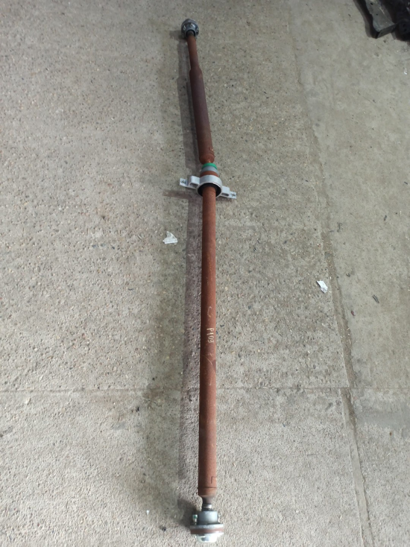 карданный вал Ford Edge 2 поколение CD539 2018, 2.0 л., бензин, АКПП, черный, внедорожник 5 дв., полный привод - фото №1