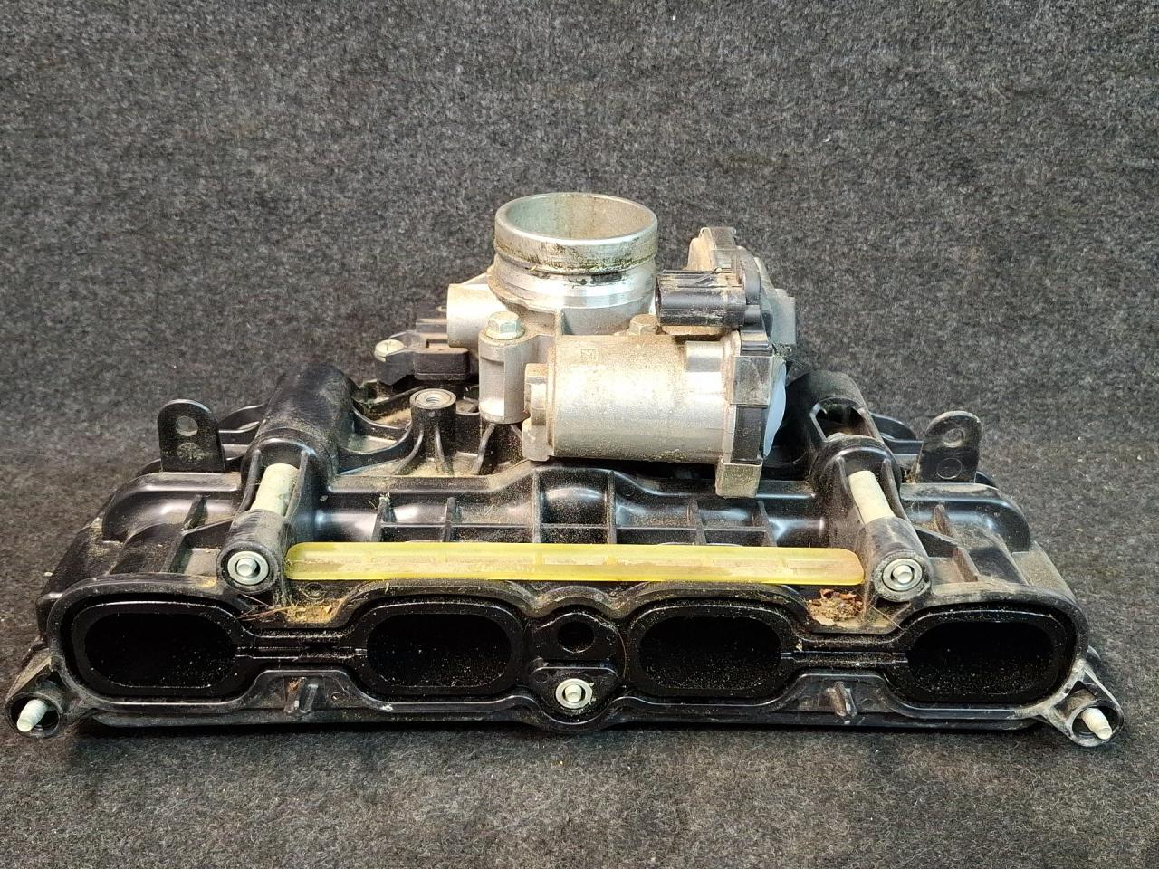 коллектор впускной Chevrolet Malibu 9 поколение 2017, 1.5 л., бензин, АКПП, черный, седан, передний привод, 12678245 - фото №1