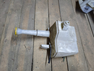 бачок омывателя Mazda Tribute 1 поколение 2004