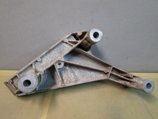 кронштейн двигателя Chevrolet Malibu 9 поколение 2018, 1.5 л., бензин, АКПП, бордовый, передний привод, 22937294