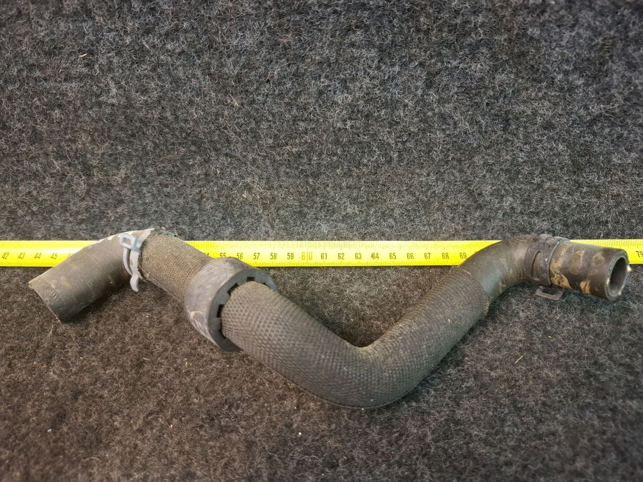 патрубок (трубопровод, шланг) Volkswagen Jetta 7 поколение 2019, 1.4 л., бензин, АКПП, серый, передний привод, 5Q0122063 - фото №1