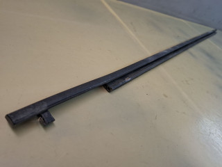 молдинг стекла Toyota Sienna 3 поколение 2011, 3.5 л., 2GR-FE, бензин, АКПП, серый, передний привод