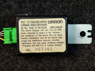 блок комфорта Suzuki Grand Vitara 1 поколение [рестайлинг] 2005, 2.7 л., H 27 A, бензин, АКПП, внедорожник 5 дв., G8D246SB