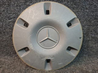 колпак колесный Mercedes-Benz Sprinter 2 поколение (W906) 2007, 2.1 л., OM 646.701, дизель, МКПП, красный, A9064010025