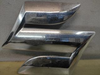 эмблема Suzuki Kizashi 1 поколение 2012, 2.4 л., J24B, бензин, АКПП, красный, седан, полный привод