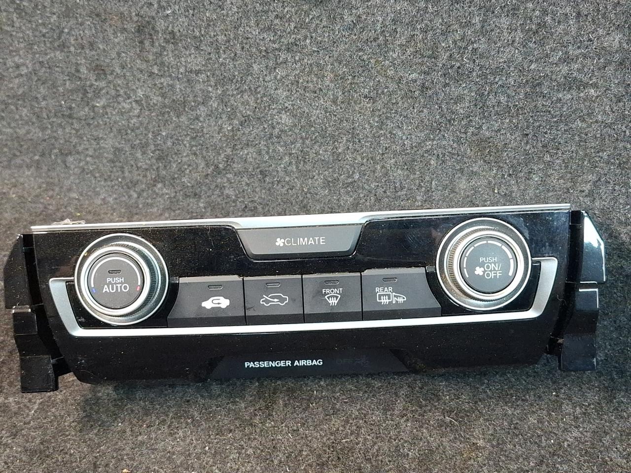 блок управления печки / климат-контроля Honda Civic 10 поколение 2017, 2.0 л., K20C2, бензин, АКПП, седан, передний привод, 79600TBAA310M1 - фото №1