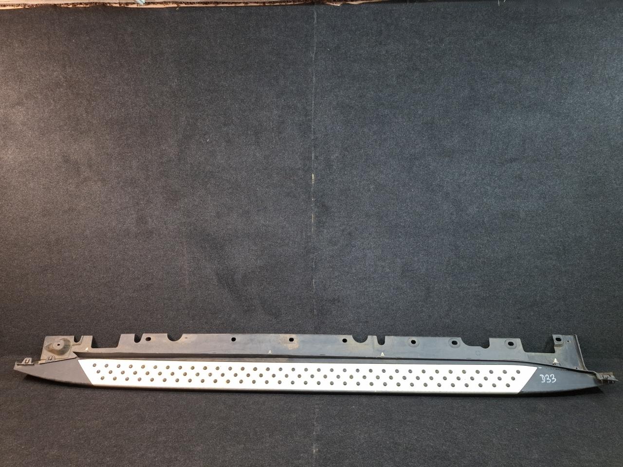 подножка BMW X5 E70 2008, 3.0 л., дизель, АКПП, серый, внедорожник 5 дв., полный привод, правый руль, 51777163555-00 - фото №1