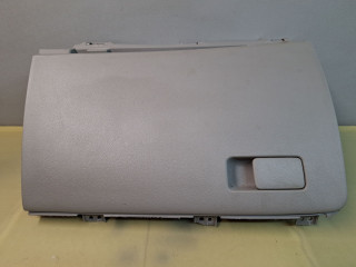 бардачок Hyundai Elantra AD 2018, 2.0 л., бензин, АКПП, серебристый, передний привод