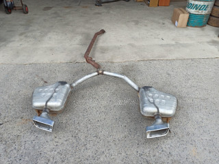 глушитель Chevrolet Traverse 2 поколение [рестайлинг] 2022, 3.6 л., бензин, АКПП, белый, внедорожник 5 дв., полный привод