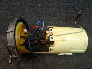 насос топливный Mercedes-Benz Sprinter 2 поколение (W906) 2007, 2.1 л., OM 646.701, дизель, МКПП, красный