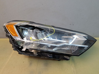 фара правая Volkswagen Jetta 7 поколение 2019, 1.4 л., бензин, АКПП, серый, передний привод, 17A941036A