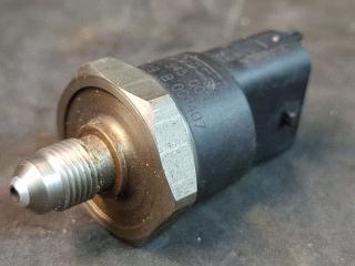 датчик давления топлива Mazda CX-7 1 поколение 2008, 2.3 л., бензин, 0261545006