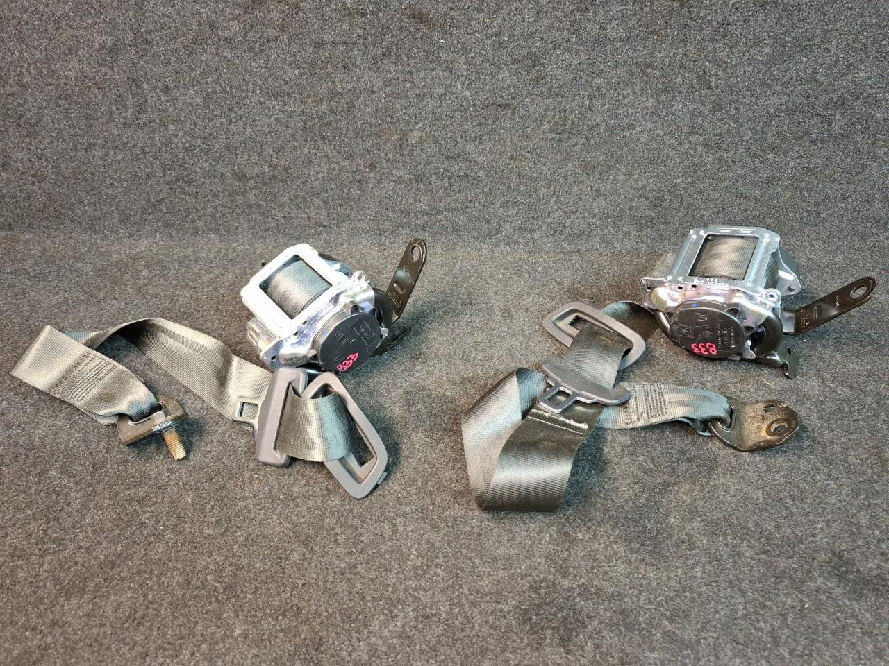 ремень безопасности комплект Ford Escape 4 поколение CX482 2020, 2.0 л., бензин, АКПП, белый az, внедорожник 5 дв., полный привод, LJ6BS611B69AD3JA6, LJ6BS611B68AD3JA6 - фото №1