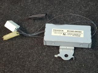 усилитель антенны Toyota Camry 7 поколение XV40 2008, 2.4 л., 2AZ-FE, бензин, АКПП, седан, передний привод, 86300-06080
