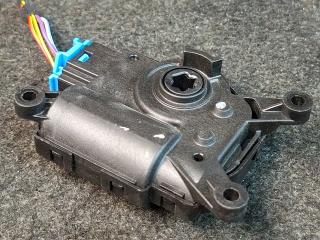 моторчик заслонки печки Volkswagen Jetta 7 поколение [рестайлинг] 2024, 1.5 л., бензин, АКПП, серый, седан, передний привод, 2Q0907511F