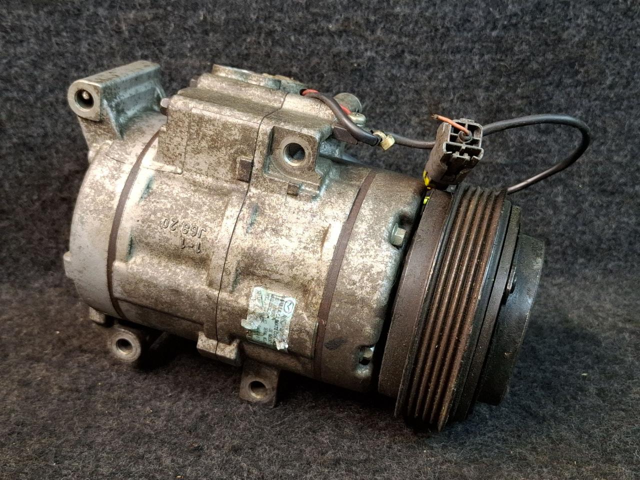 компрессор кондиционера Mazda 3 BL 2010, 2.0 л., бензин, F500RN8AA07, HS-18N - фото №1