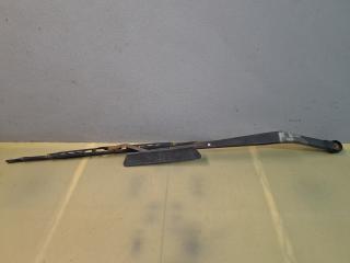 щеткодержатель (поводок стеклоочистителя, дворник) Mazda 323F BJ 2000, 2.0 л., RF3F, дизель, МКПП, хетчбэк 5 дв., передний привод