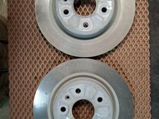 диски тормозные задние Cadillac XT4 1 поколение 2020, 2.0 л., бензин, АКПП, 318e, полный привод