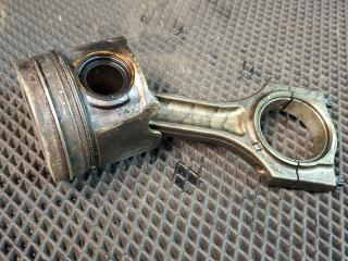 поршень BMW X4 F26 2016, 2.0 л., дизель, АКПП, черный