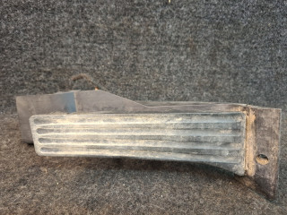 педаль BMW X5 E70 2008, 3.0 л., дизель, АКПП, серый, внедорожник 5 дв., полный привод, правый руль