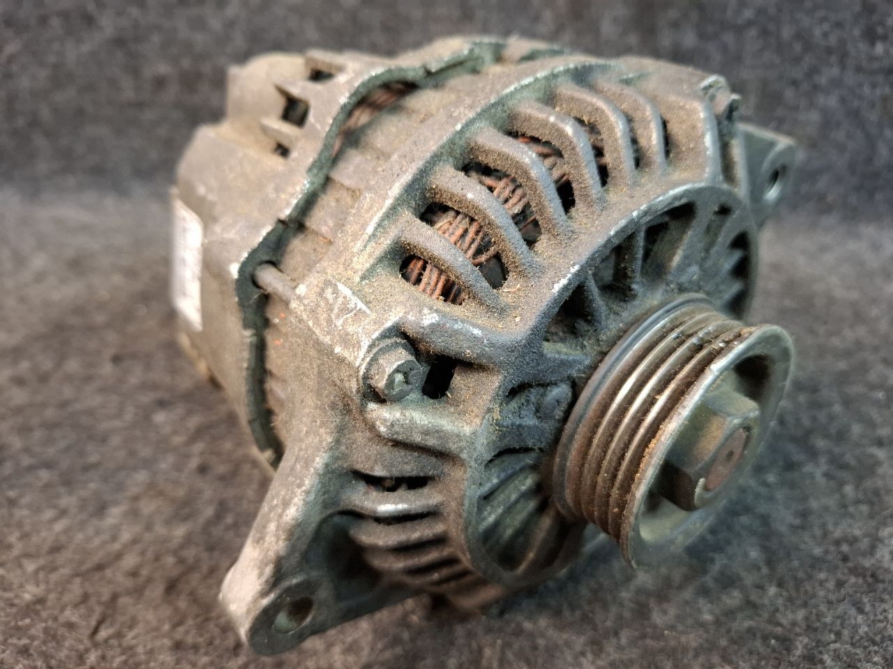 генератор Mazda Xedos 6 1 поколение 1998, 1.6 л., бензин, A2TB6191, B5D8 - фото №1