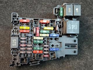 блок предохранителей Volkswagen Tiguan 2 поколение 2020, 2.0 л., бензин, АКПП, серый, полный привод