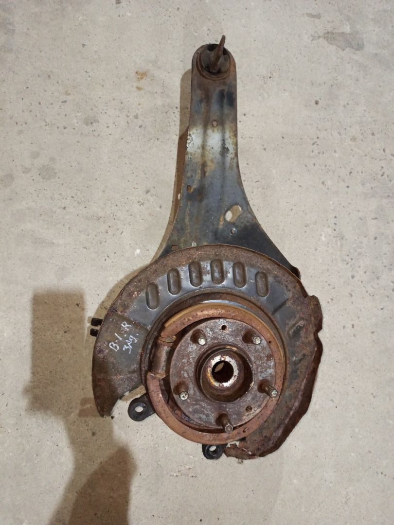 ступица задняя правая Mazda CX-7 1 поколение ER 2008, 2.3 л., L3-VDT, бензин, АКПП, голубой/30s, полный привод - фото №1