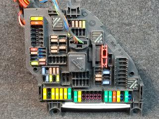 блок предохранителей BMW X4 F26 2016, 2.0 л., дизель, АКПП, черный, 9315152-02, 9315151-03