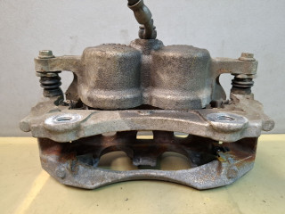 суппорт передний правый Chevrolet Traverse 2 поколение [рестайлинг] 2022, 3.6 л., бензин, АКПП, белый, внедорожник 5 дв., полный привод