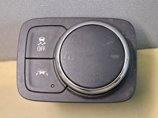 переключатель полного привода Chevrolet Traverse 2 поколение [рестайлинг] 2022, 3.6 л., бензин, АКПП, белый, внедорожник 5 дв., полный привод, 84772678