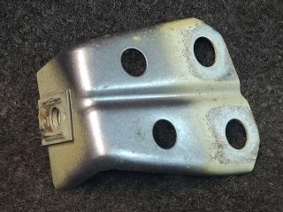 крепление ( кронштейн ) крыла GMC Terrain 2 поколение 2020, 1.5 л., бензин, АКПП, серый 464с, передний привод