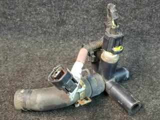 фланец (тройник) системы охлаждения Toyota Prius V 1 поколение ZVW41 ZVW41 2014, 1.8 л., гибрид, АКПП, синий, хетчбэк 5 дв., передний привод