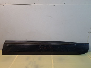 молдинг двери передней правой Chevrolet Traverse 2 поколение [рестайлинг] 2022, 3.6 л., бензин, АКПП, белый, внедорожник 5 дв., полный привод