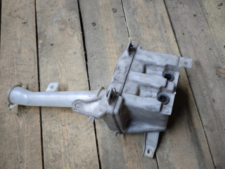 бачок омывателя Mazda MPV LW [рестайлинг] 2003