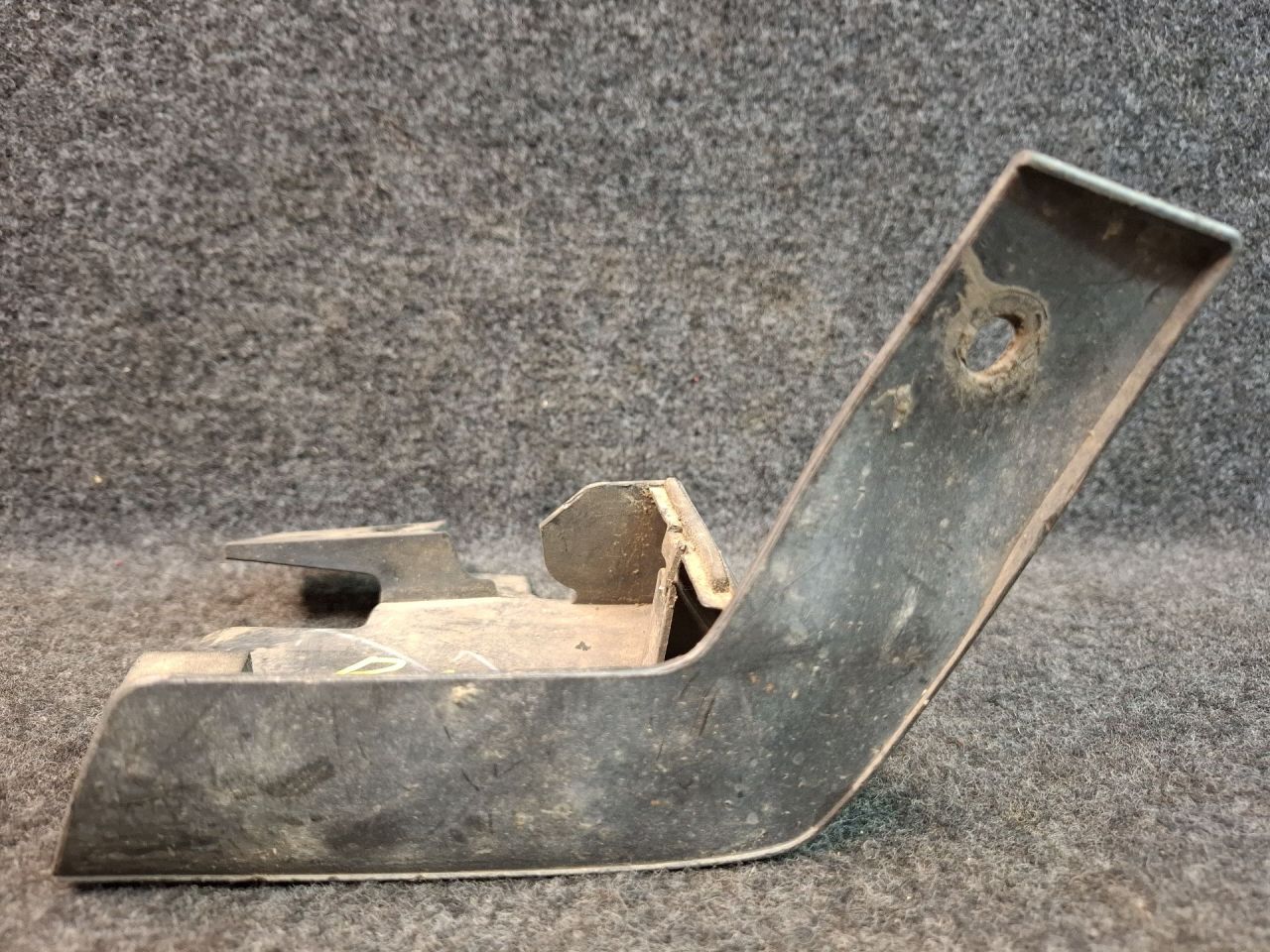 брызговик Mazda CX-7 1 поколение ER 2008, 2.3 л., L3-VDT, бензин, АКПП, голубой/30s, полный привод - фото №1