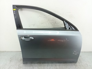 дверь передняя правая Skoda Octavia 3 поколение (A7) 2014, 1.6 л., TDi, CLHA, дизель, робот, универсал, передний привод, 5E0831312