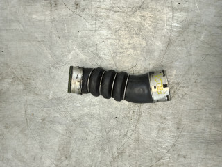 патрубок интеркулера BMW 1 серия E81/E87 [рестайлинг] 2010, 2.0 л., D, N47 D20 A, дизель, 6МКПП, серебристый, хетчбэк 5 дв., передний привод, правый руль, 7797480