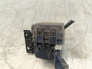 блок предохранителей Renault Megane 3 поколение 2009, 1.5 л., i, K9K 832, дизель, 5МКПП, хетчбэк 5 дв., передний привод, 243510001R