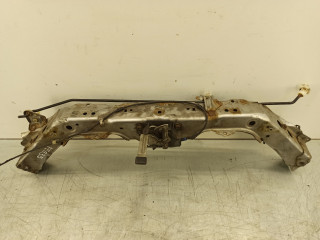 передняя панель крепления облицовки (телевизор) Honda CR-V 3 поколение 2007, 2.2 л., CDTi, N22A2, дизель, 6МКПП, серебристый, внедорожник 5 дв., полный привод, правый руль, 04602SWWG00ZZ