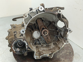 КПП механическая (МКПП) Volkswagen Fox 2 поколение 5Z [рестайлинг] 2011, 1.2 л., i, CHFA, бензин, 5МКПП, хетчбэк 5 дв., передний привод, LVC