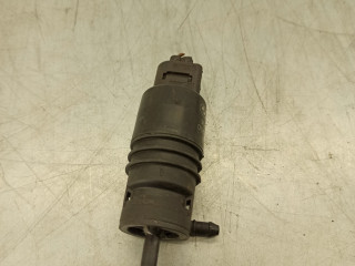 насос (моторчик) омывателя стекла BMW X3 E83 [рестайлинг] 2009, 2.0 л., D, N47 D20 A, дизель, 6МКПП, серый, внедорожник 5 дв., полный привод, 8362154