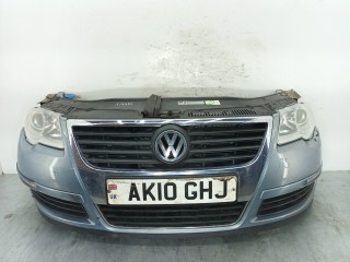 передняя часть (ноускат) Volkswagen Passat B6 2010, 2.0 л., TDi PD, BKP, дизель, 6МКПП, универсал, передний привод, 3C0807217D, 3C0807093