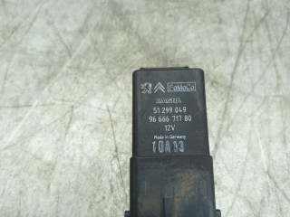 реле накала свечей Ford Focus 3 поколение 2013, 1.6 л., TDCi, T1DA, дизель, 6МКПП, хетчбэк 5 дв., передний привод, 9666671780